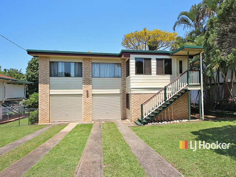 Photo - 5 Loowa Street, Kallangur QLD 4503 - Image 1