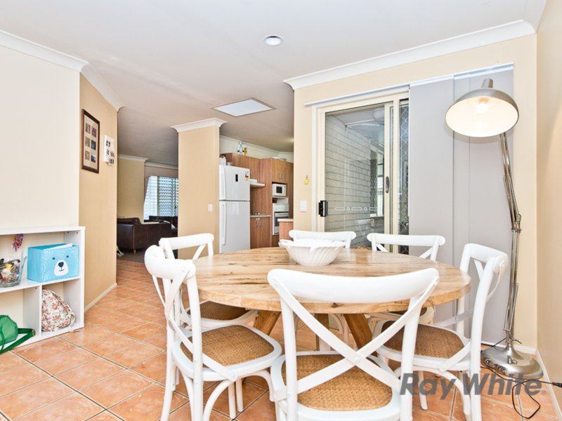 Photo - 5 Loreto Close, Boondall QLD 4034 - Image 11