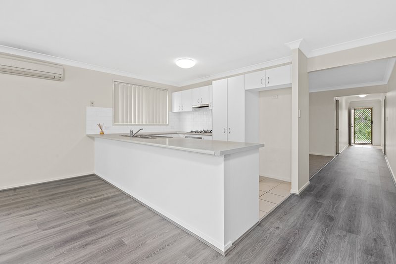 Photo - 5 Lotus Terrace, Hamlyn Terrace NSW 2259 - Image 3