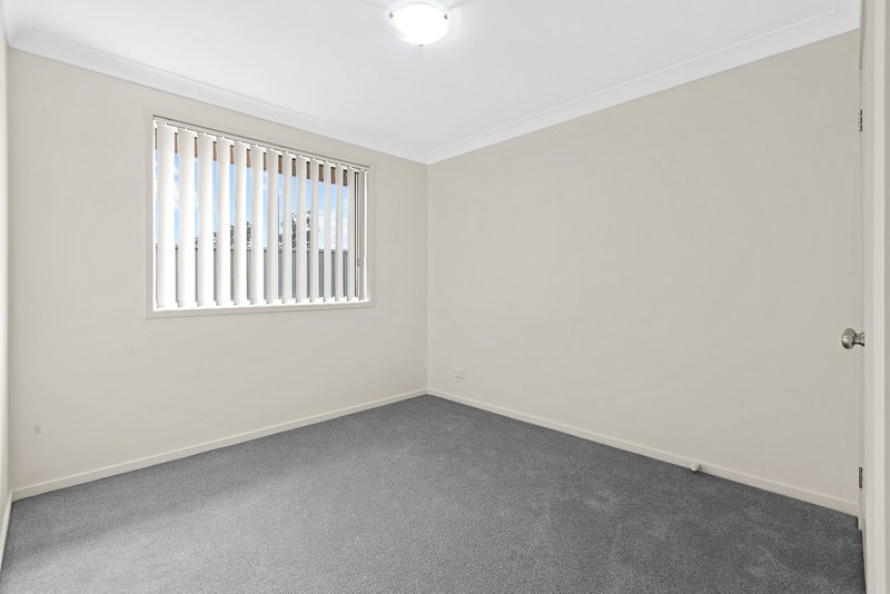 Photo - 5 Lotus Terrace, Hamlyn Terrace NSW 2259 - Image 8