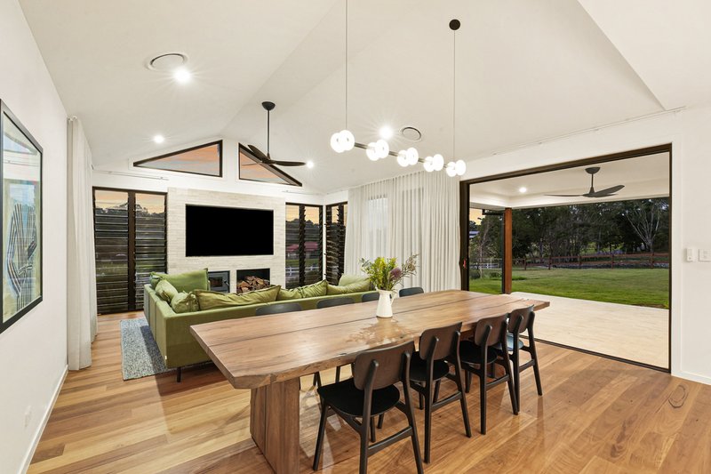 Photo - 5 Luca Court, Willow Vale QLD 4209 - Image 7