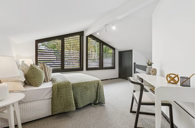 Photo - 5 Lucia Avenue, St Ives NSW 2075 - Image 11