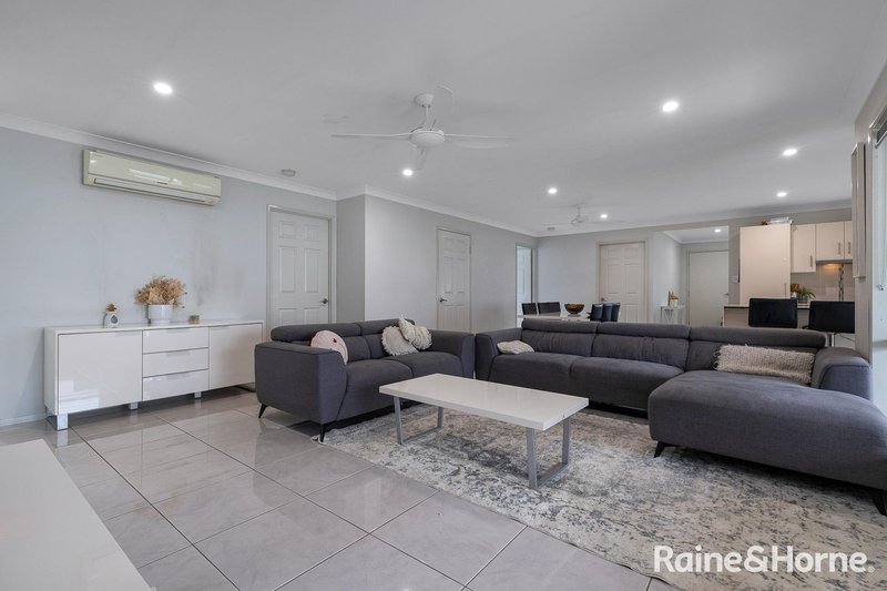 Photo - 5 Ludmilla Place, Alexandra Hills QLD 4161 - Image 6