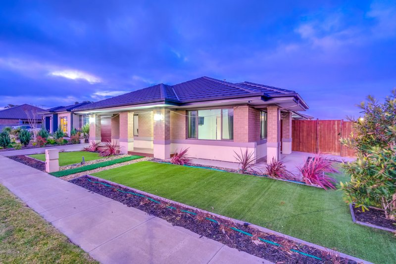 Photo - 5 Lukis Avenue, Williams Landing VIC 3027 - Image 3