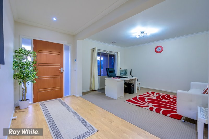 Photo - 5 Lukis Avenue, Williams Landing VIC 3027 - Image 6