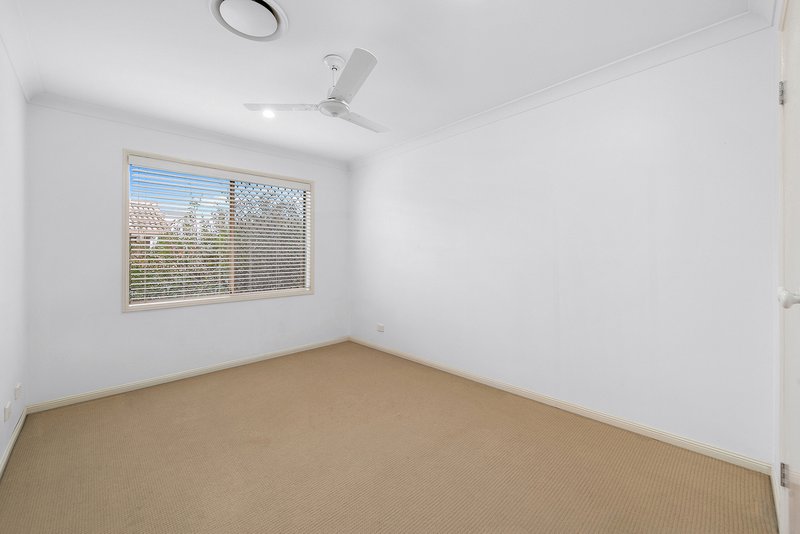 Photo - 5 Lunar Place, Bridgeman Downs QLD 4035 - Image 14