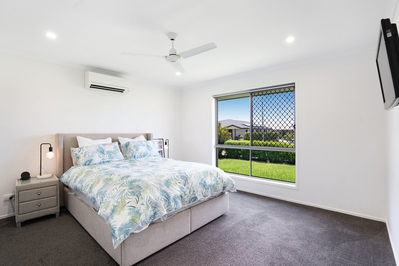 Photo - 5 Lungfish Circuit, Bongaree QLD 4507 - Image 8