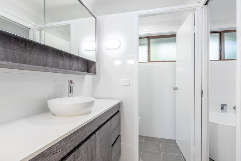 Photo - 5 Lurline Street, Wentworth Falls NSW 2782 - Image 12