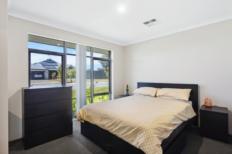 Photo - 5 Lustre Road, Eglinton WA 6034 - Image 22