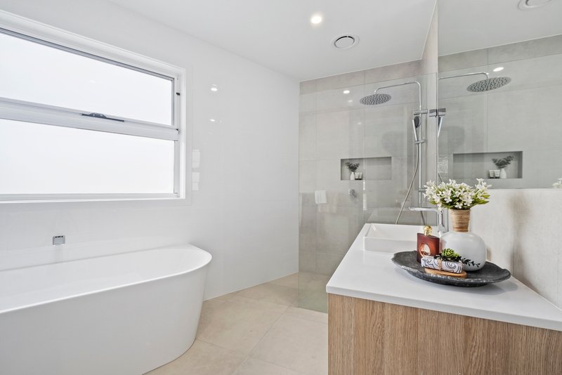 Photo - 5 Lycett Street, Weston ACT 2611 - Image 25