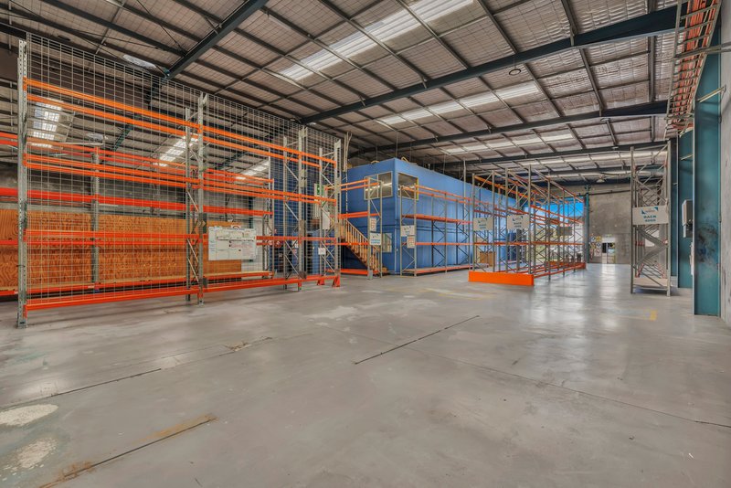 Photo - 5 Machinery Avenue, Warana QLD 4575 - Image 3