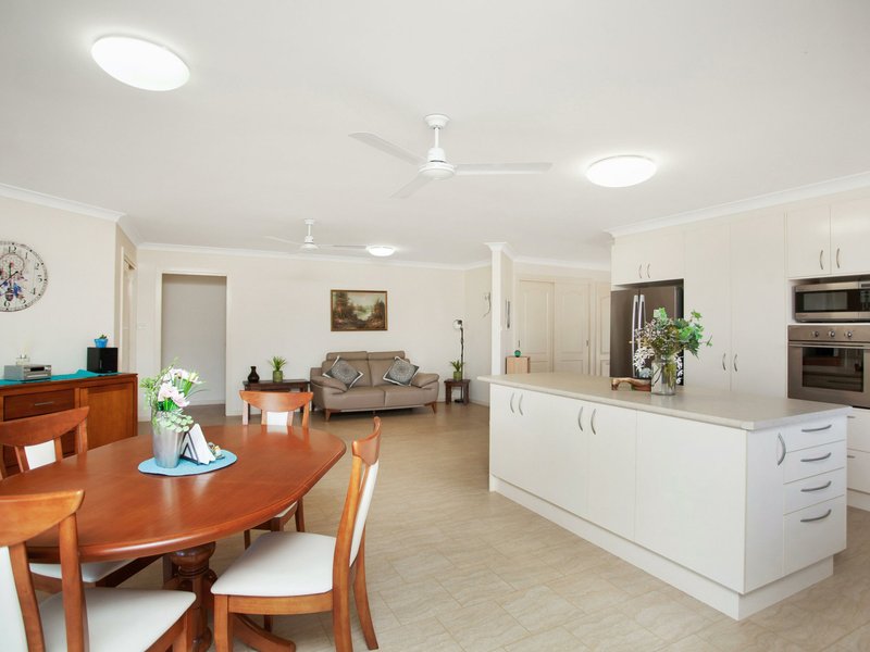 Photo - 5 Mackerel Way, Old Bar NSW 2430 - Image 3