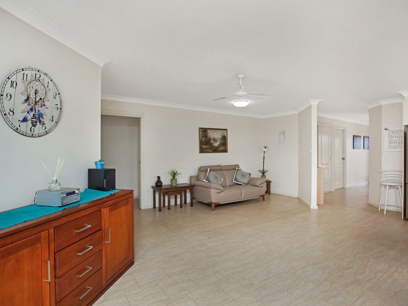 Photo - 5 Mackerel Way, Old Bar NSW 2430 - Image 7