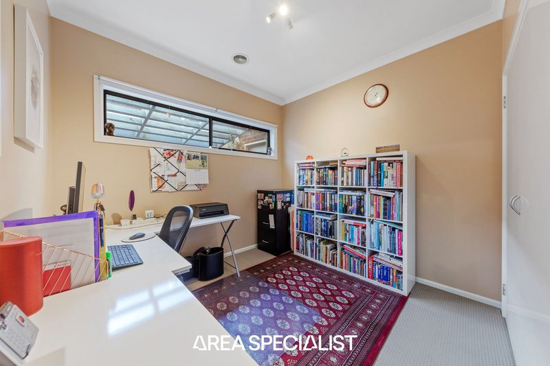 Photo - 5 Macquarie Circuit, Pakenham VIC 3810 - Image 16