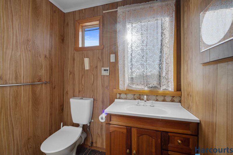 Photo - 5 Madden Place, Devonport TAS 7310 - Image 13