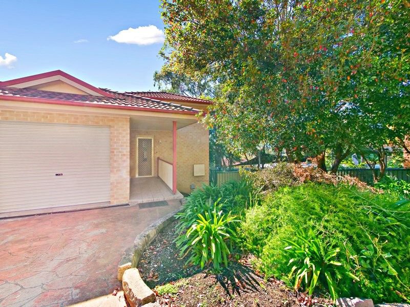 5 Madison Place, Berkeley Vale NSW 2261