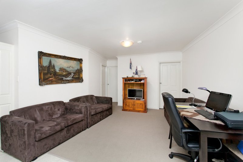 Photo - 5 Madoline Street, Gwynneville NSW 2500 - Image 4