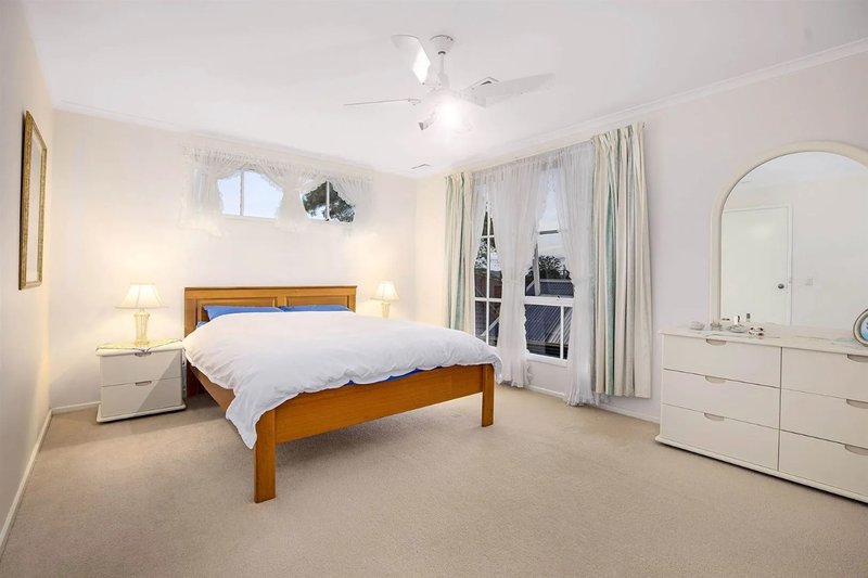 Photo - 5 Mahonia Court, Ferntree Gully VIC 3156 - Image 7