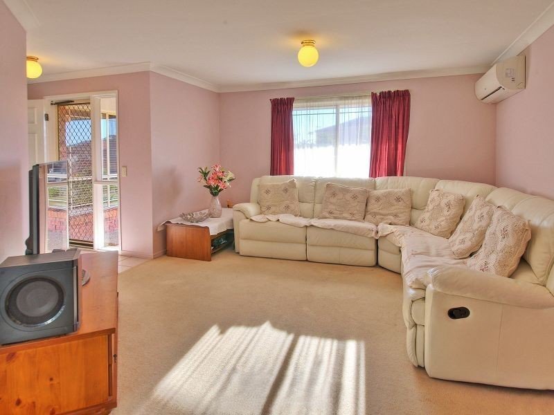 Photo - 5 Maisie Place, Eight Mile Plains QLD 4113 - Image 9