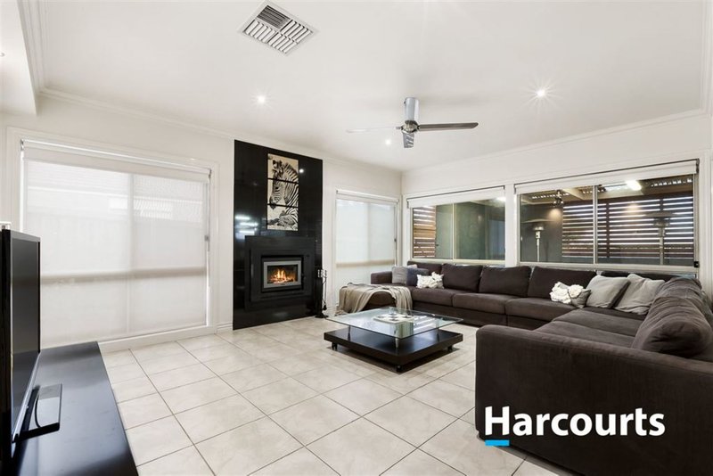 Photo - 5 Maison Terrace, South Morang VIC 3752 - Image 6