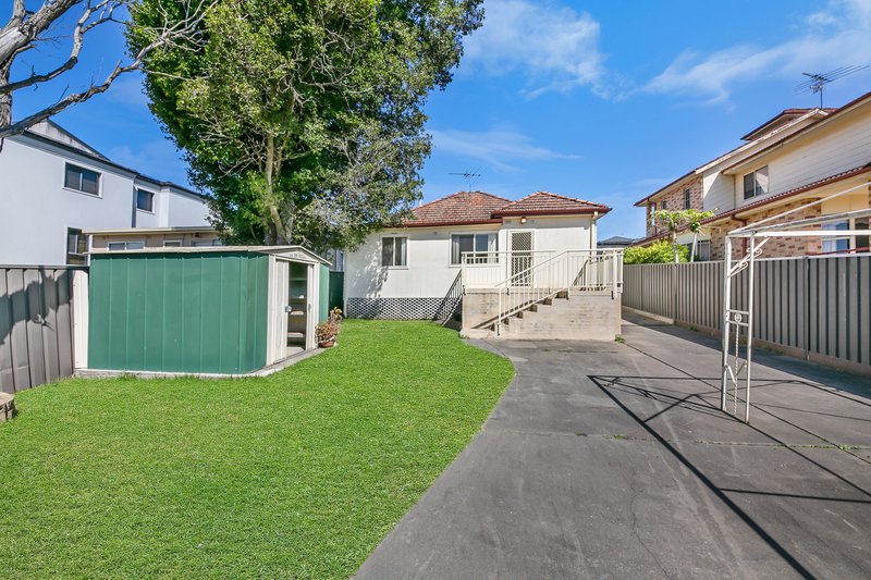 Photo - 5 Major Road, Merrylands NSW 2160 - Image 5