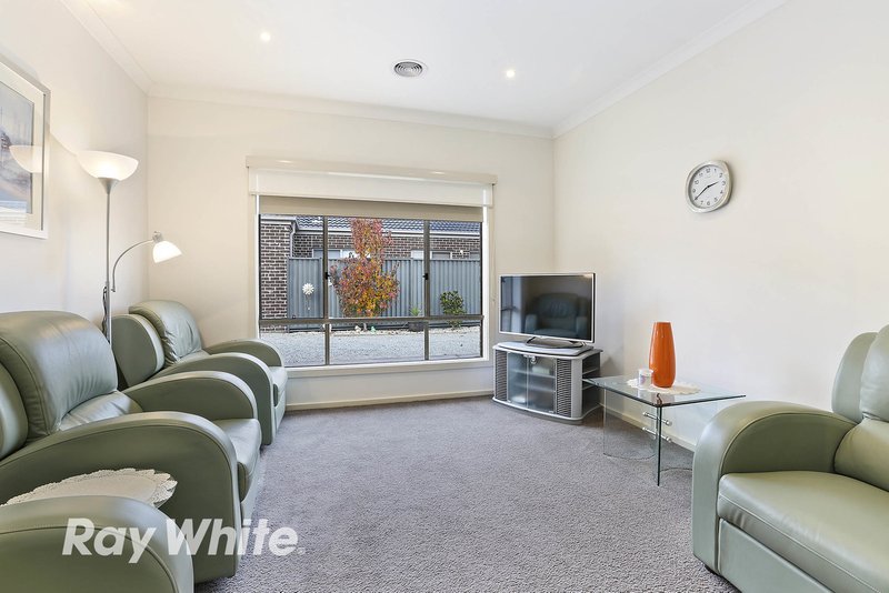 Photo - 5 Mallard Court, Lara VIC 3212 - Image 2