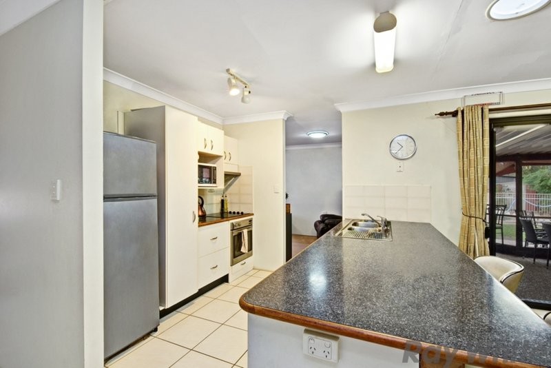 Photo - 5 Mana Court, Deception Bay QLD 4508 - Image 3