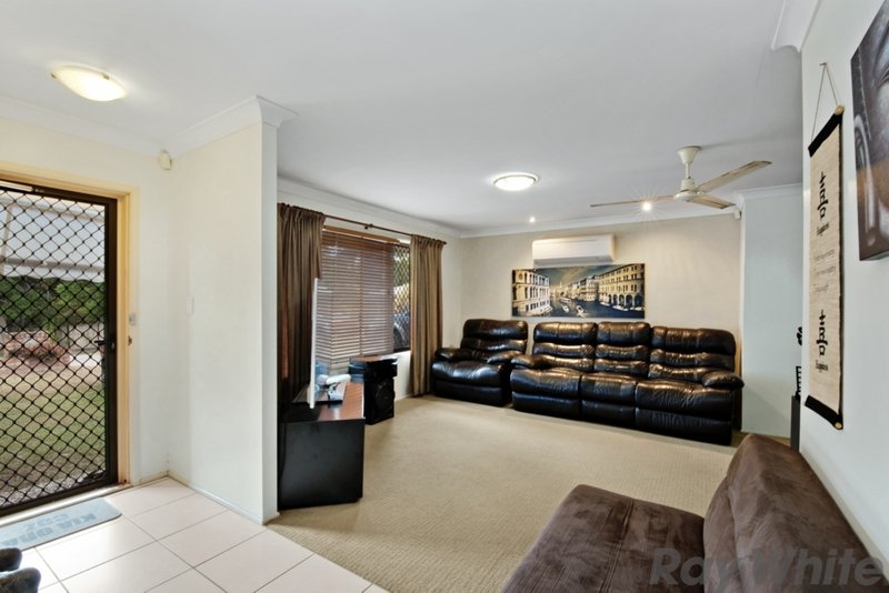 Photo - 5 Mana Court, Deception Bay QLD 4508 - Image 4