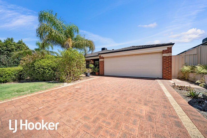 5 Mandora Bend, Carramar WA 6031