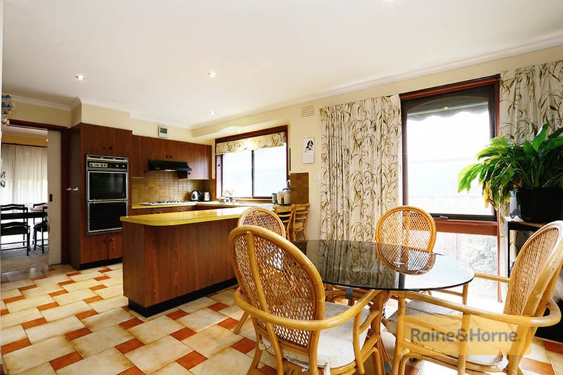 Photo - 5 Manning Avenue, Kurunjang VIC 3337 - Image 4