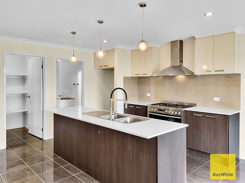 Photo - 5 Manning Circuit, Tarneit VIC 3029 - Image 8