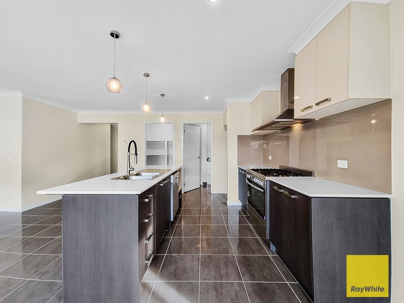 Photo - 5 Manning Circuit, Tarneit VIC 3029 - Image 9