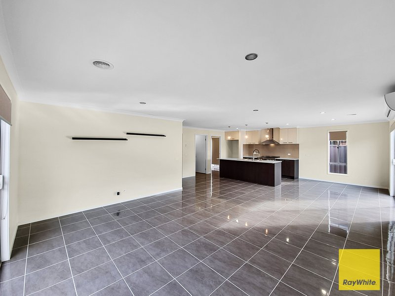 Photo - 5 Manning Circuit, Tarneit VIC 3029 - Image 12