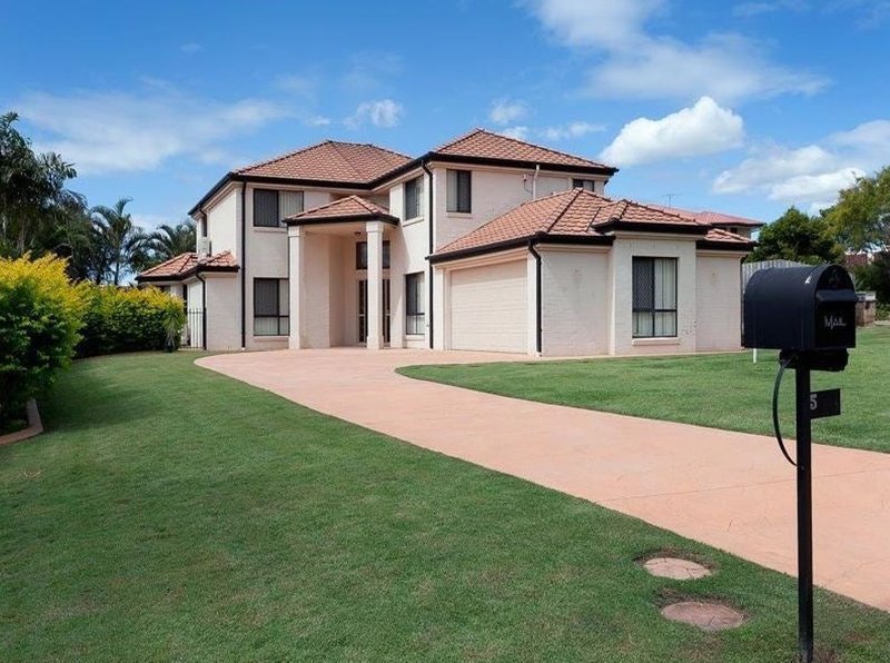 Photo - 5 Manning Court, Murrumba Downs QLD 4503 - Image 3