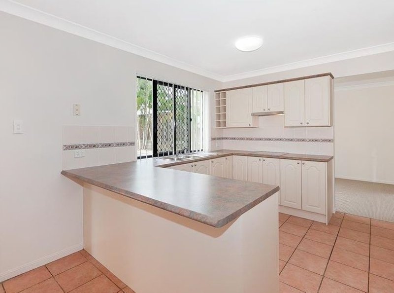 Photo - 5 Manning Court, Murrumba Downs QLD 4503 - Image 17