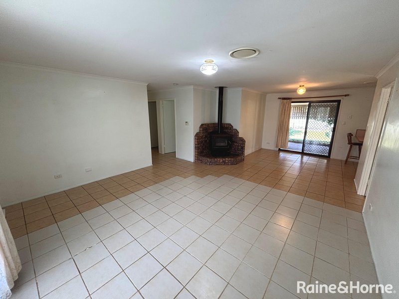 Photo - 5 Mant Street, Kingaroy QLD 4610 - Image 14