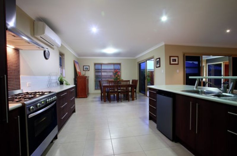 Photo - 5 Maple Court, Yandina QLD 4561 - Image 4