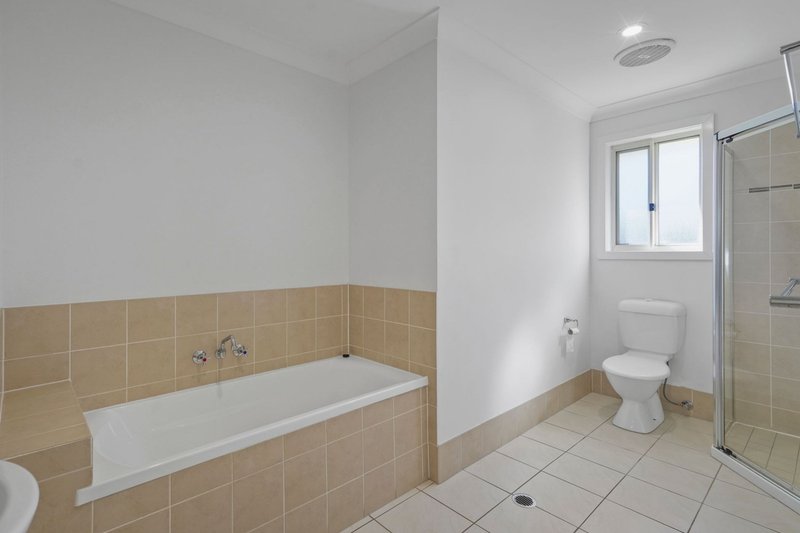 Photo - 5 Maranoa Street, Coomera QLD 4209 - Image 9