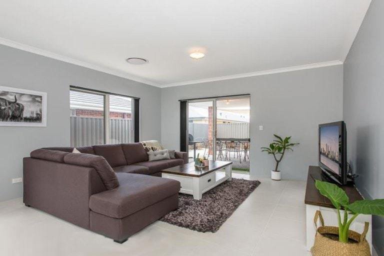 Photo - 5 Marble Street, Treeby WA 6164 - Image 8