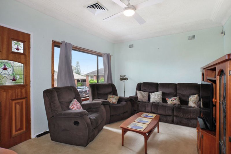 Photo - 5 Marion Street, Seven Hills NSW 2147 - Image 3