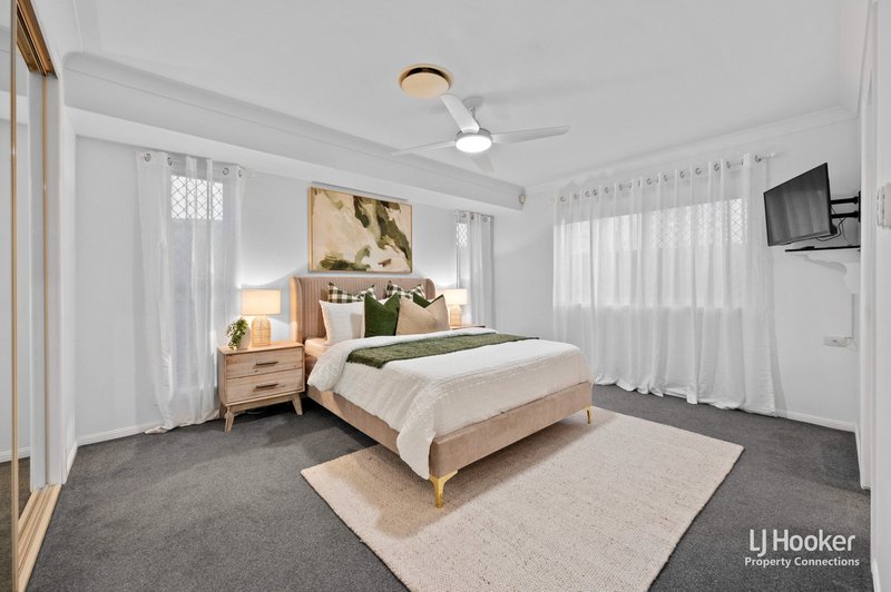 Photo - 5 Marlock Close, Bridgeman Downs QLD 4035 - Image 19