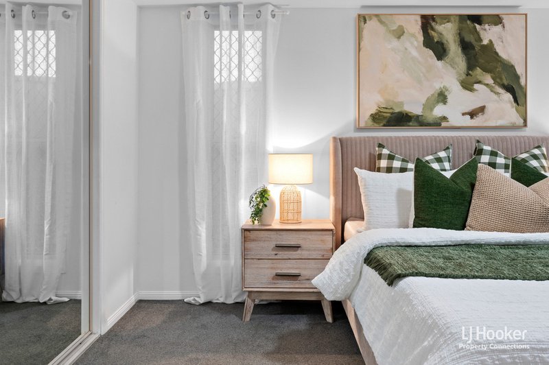Photo - 5 Marlock Close, Bridgeman Downs QLD 4035 - Image 20