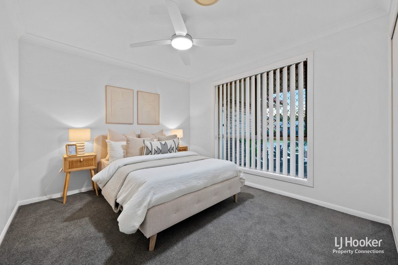 Photo - 5 Marlock Close, Bridgeman Downs QLD 4035 - Image 25