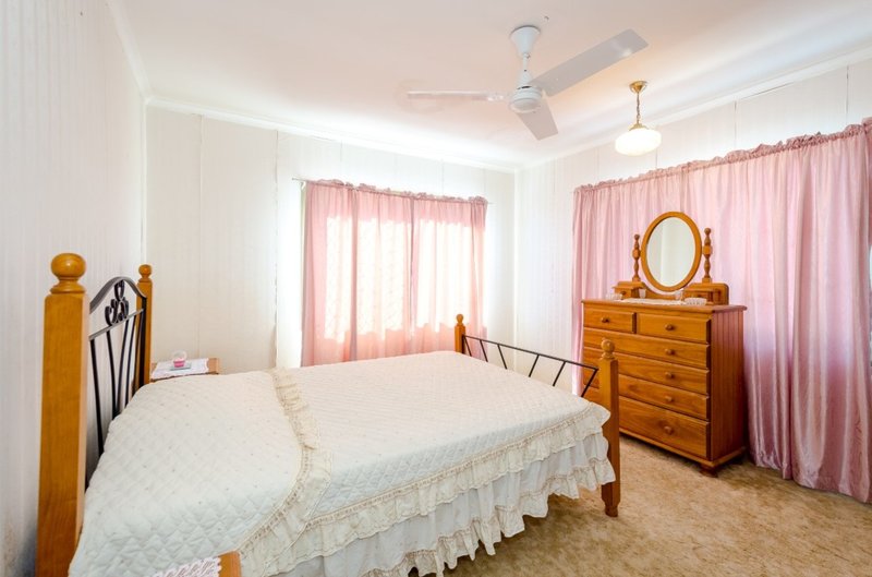 Photo - 5 Marlock Court, Kin Kora QLD 4680 - Image 6