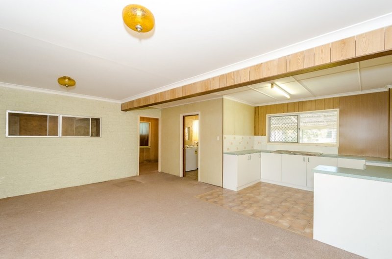 Photo - 5 Marlock Court, Kin Kora QLD 4680 - Image 7