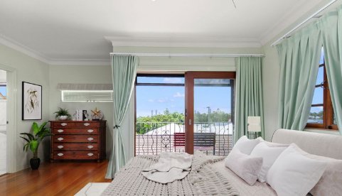 Photo - 5 Marshall Avenue, Seven Hills QLD 4170 - Image 7