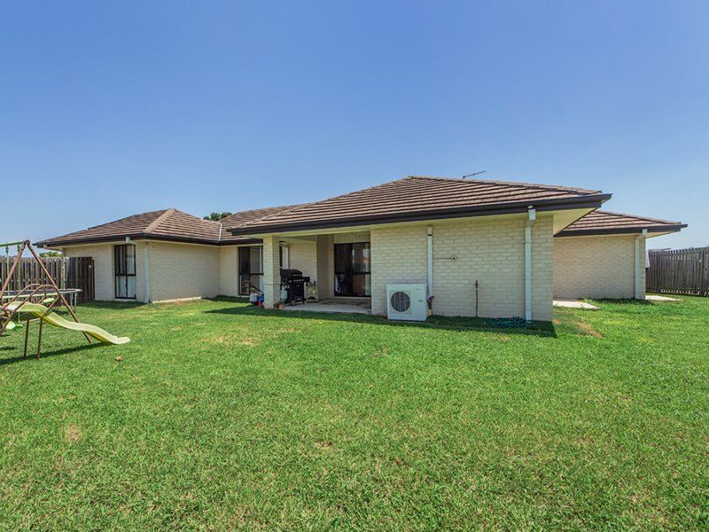 Photo - 5 Martin Place, Redbank Plains QLD 4301 - Image 12