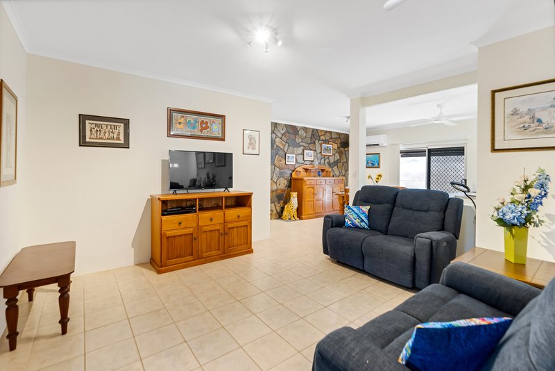 Photo - 5 Matador Close, Bayview Heights QLD 4868 - Image 8