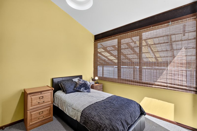 Photo - 5 Matthews Square, Ingleburn NSW 2565 - Image 17