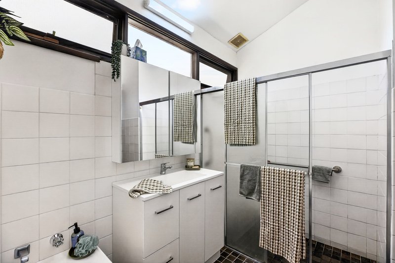 Photo - 5 Matthews Square, Ingleburn NSW 2565 - Image 19